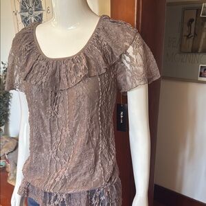 NWY Style&Co size small gray/ Brown Ruffled Blouse with Short Sleeves